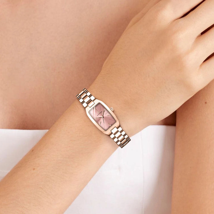 S6d6956b312704cff9755b56b7161e288o SAPPHIRE - Rhea